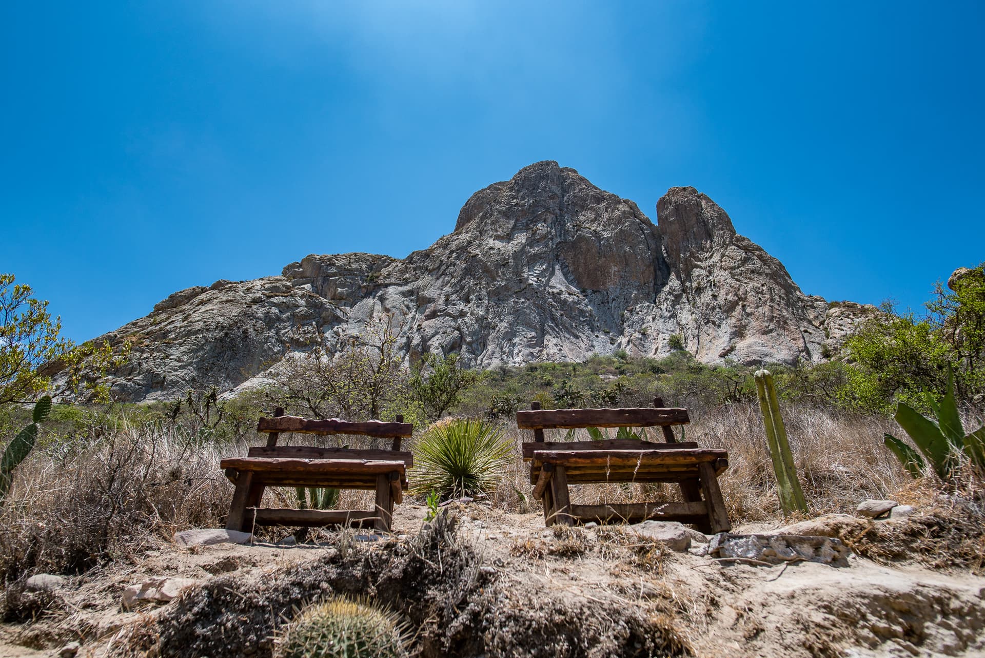 Senderismo por la Peña de Bernal